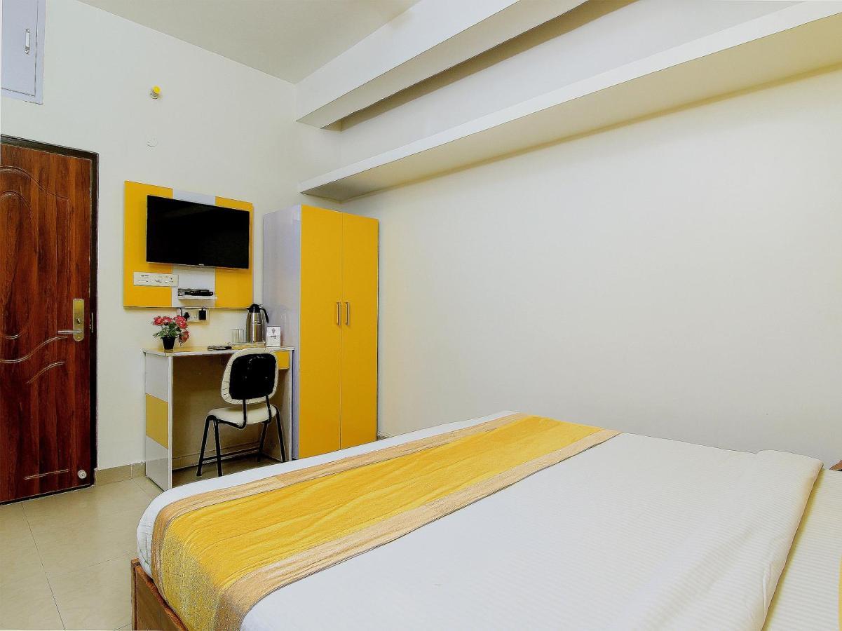 Oyo Flagship 4434 Earth Inn Lucknow Extérieur photo