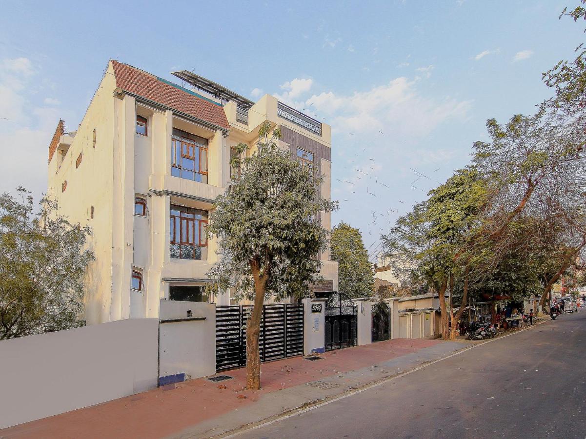 Oyo Flagship 4434 Earth Inn Lucknow Extérieur photo