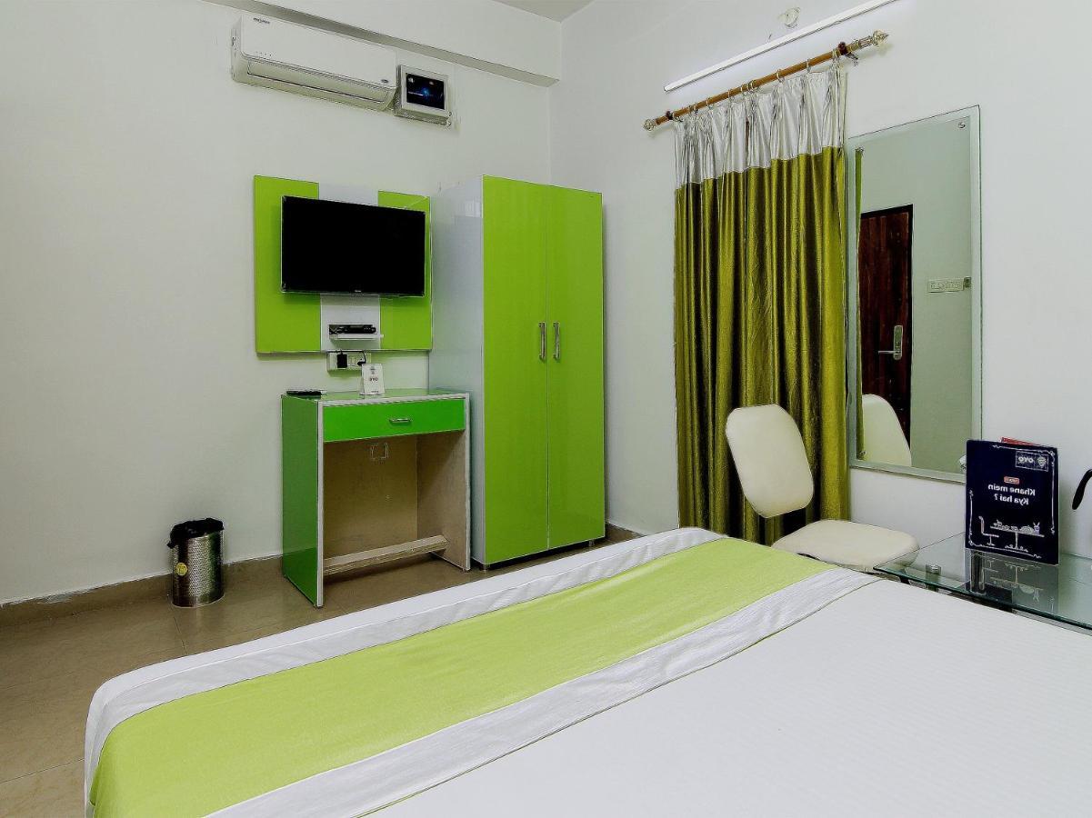Oyo Flagship 4434 Earth Inn Lucknow Extérieur photo