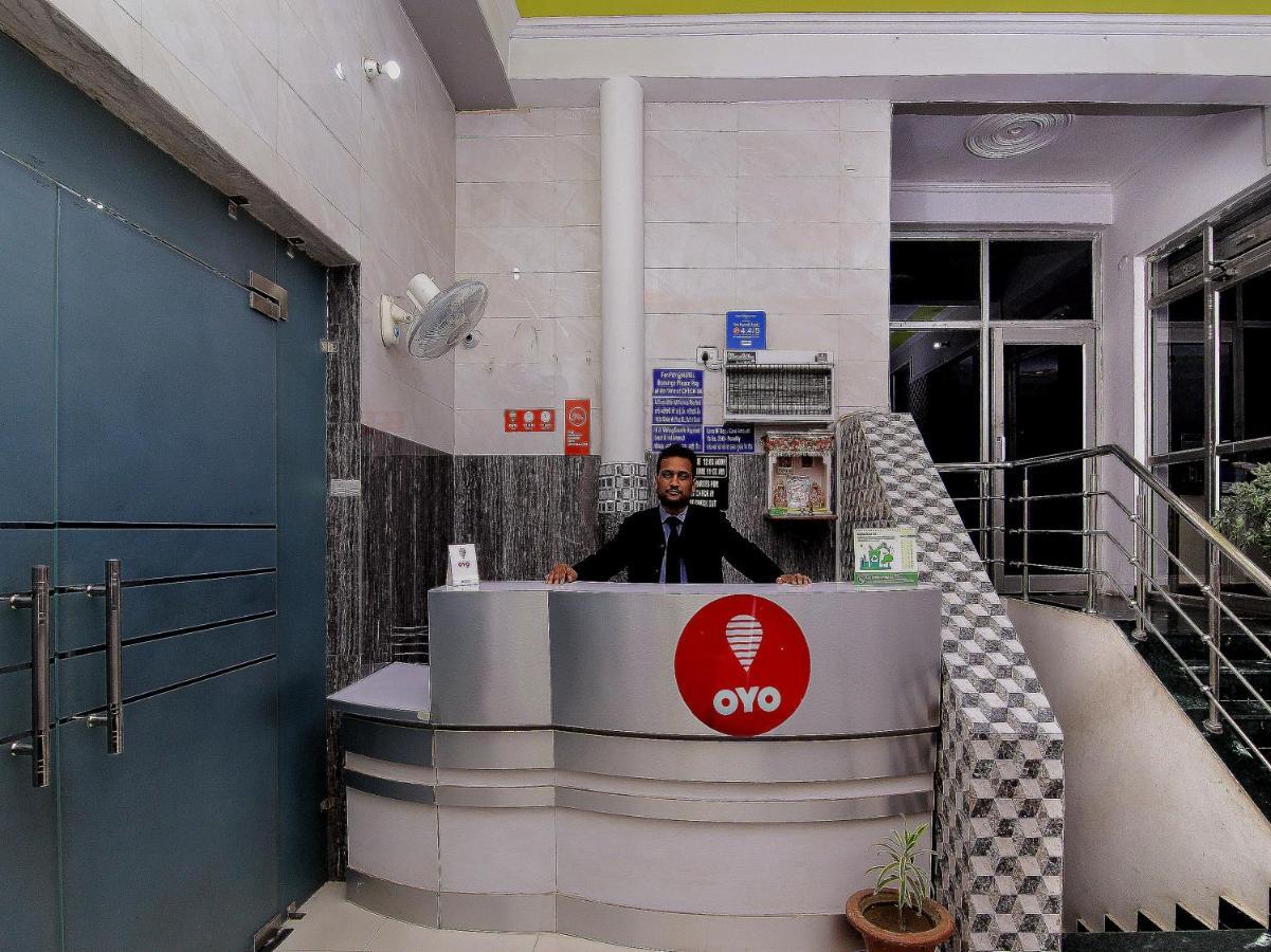 Oyo Flagship 4434 Earth Inn Lucknow Extérieur photo
